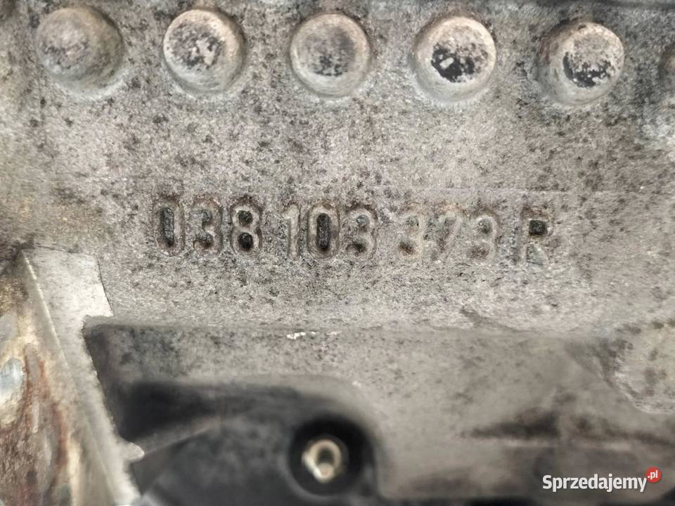 GŁOWICA KOMPLETNA 038103373R 19 TDI Audi A4 II osobowe Głowice cylindrów