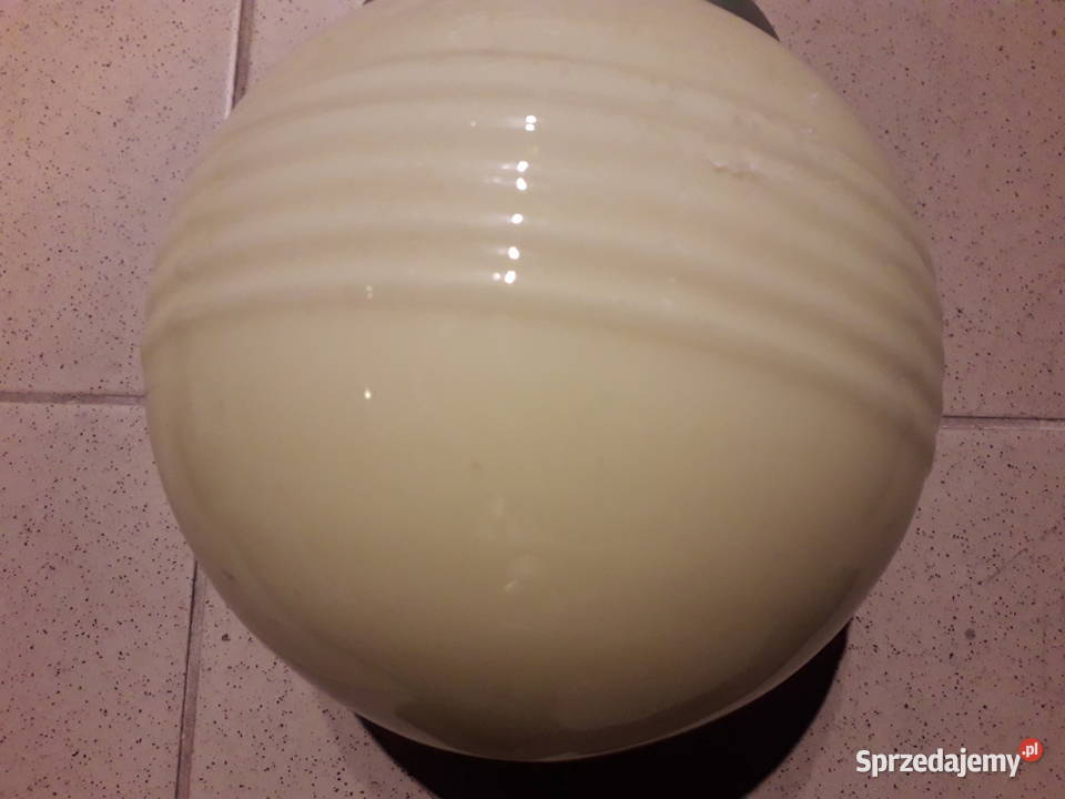 Lampa wisząca prl a może klosz jest starszy