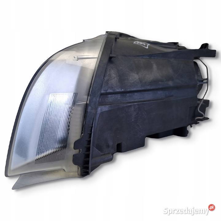 PRZEDNIA LAMPA PRAWA PRZEDNI REFLEKTOR Volvo V70 lubelskie Chełm