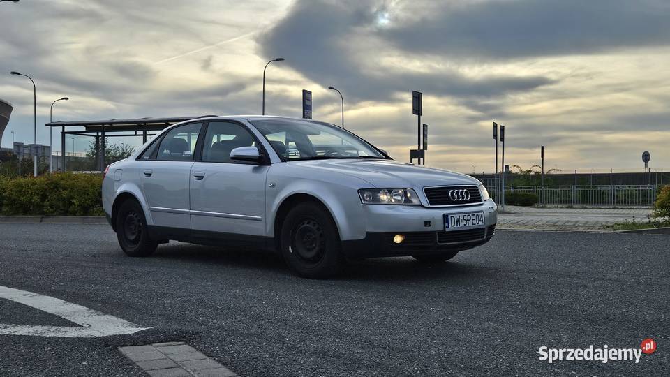 Ogłoszenie Sprzedaży Auta Audi A4B6 Sedan Na