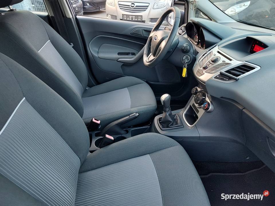 FORD FIESTA 12 BENZYNA