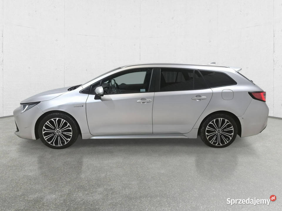 Toyota Corolla Poleasingowe BZ Seria E16 2012 Corolla Komorniki