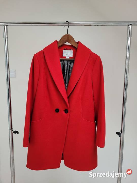 Czerwony płaszcz z wełną Liszki