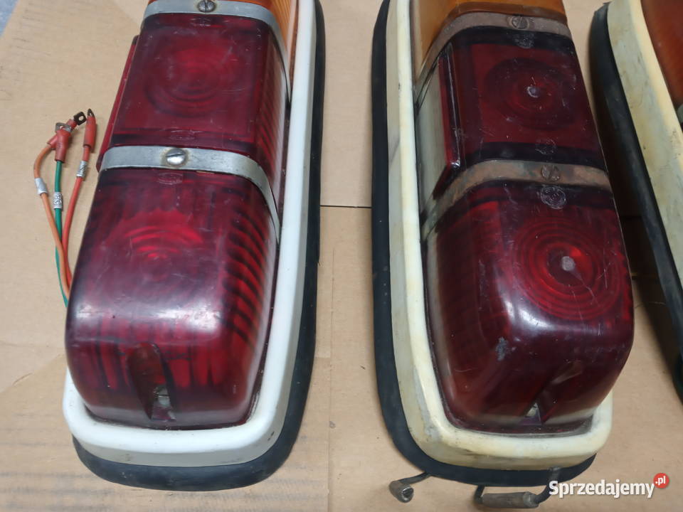 Klosze tylnych lamp nowe Star Jelcz Żubr Rok produkcji 1968 Lampy tylne Ożarów Mazowiecki sprzedam
