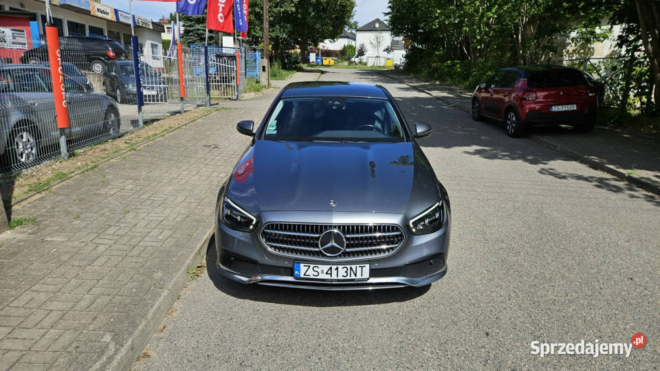Mercedes E 200 serwisowany w ASO zachodniopomorskie Szczecin sprzedam