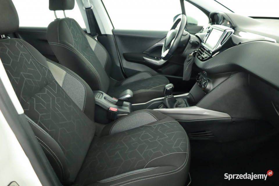 Peugeot 2008 12 PureTech Piaseczno