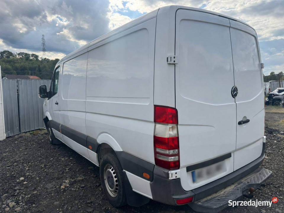 Mercedes Sprinter 30 CDi 180 uszkodzony przód