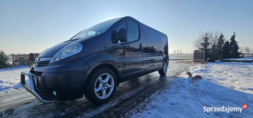 Opel Vivaro 25 cdti Brygadówka Long 146KM Vivaro Baruchowo sprzedam