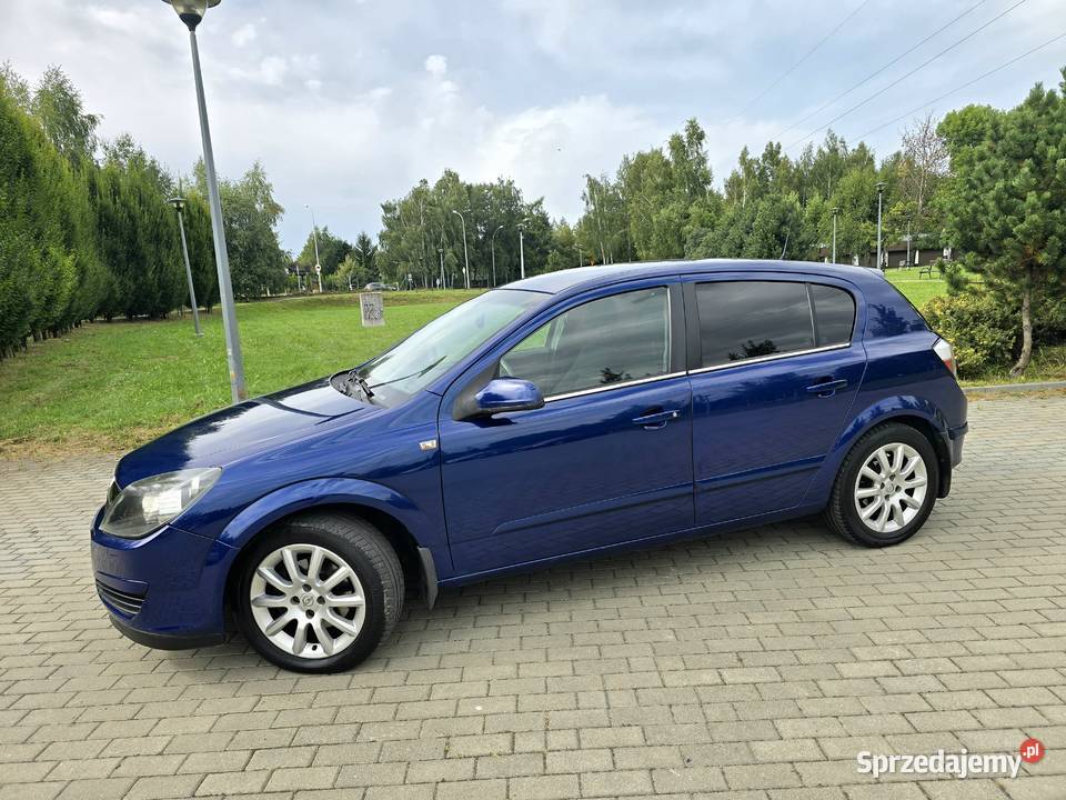 Opel Astra H 16 BENZYNA klima HAK nowy rozrząd Rzeszów