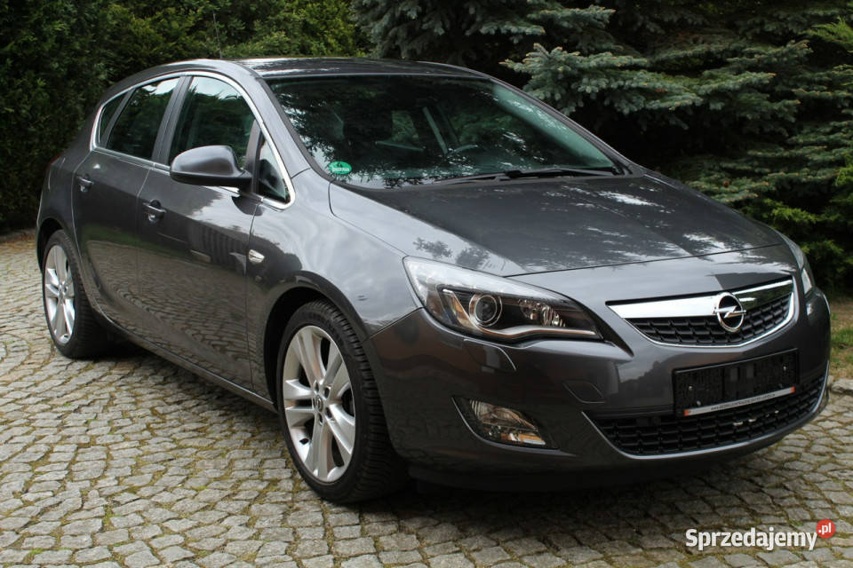 Opel Astra Opel Astra 16 Benzyna 150 J 20092019 1600cm3 Astra dolnośląskie Lubań