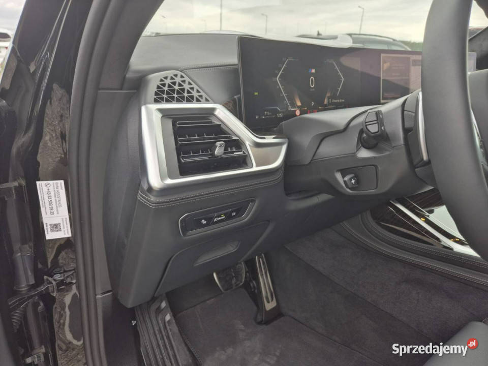BMW X7 G07 2019 Komorniki