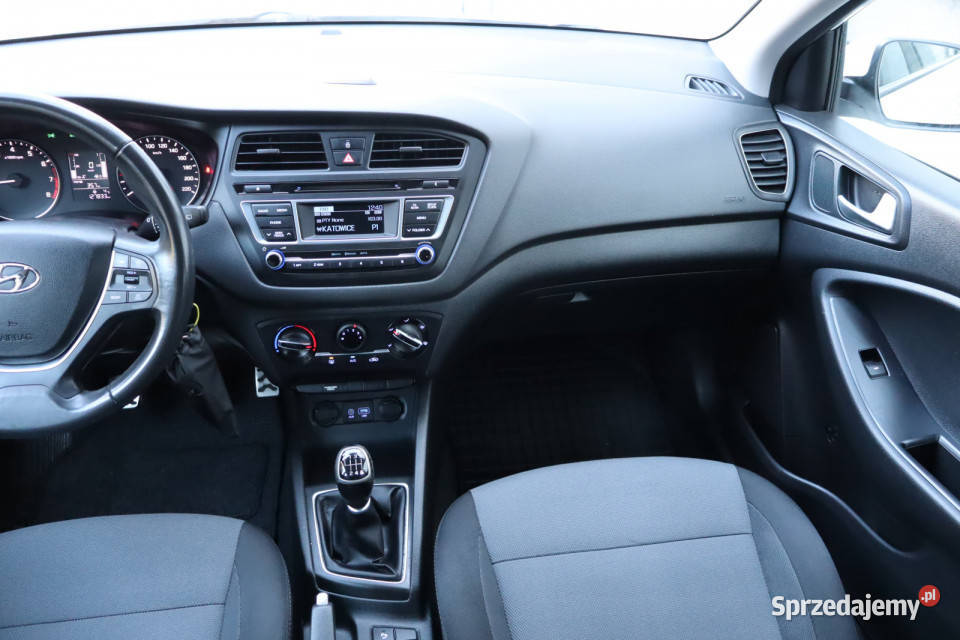 Hyundai i20 14 1368cm3