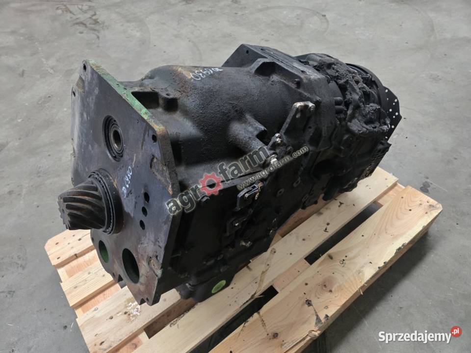 Skrzynia biegów John Deere 6930 PowrQuad Byków