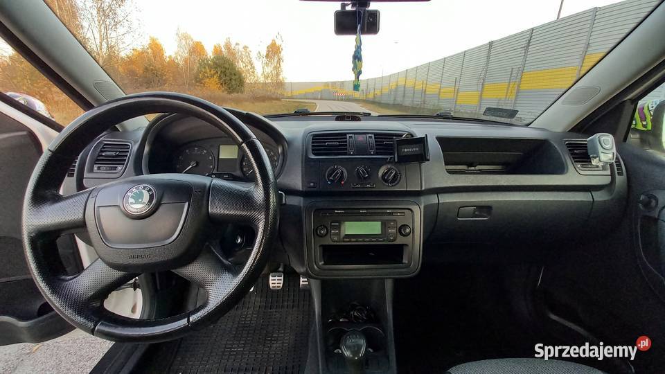 Skoda fabia 2 salon Polska 12 benzyna Pabianice sprzedam