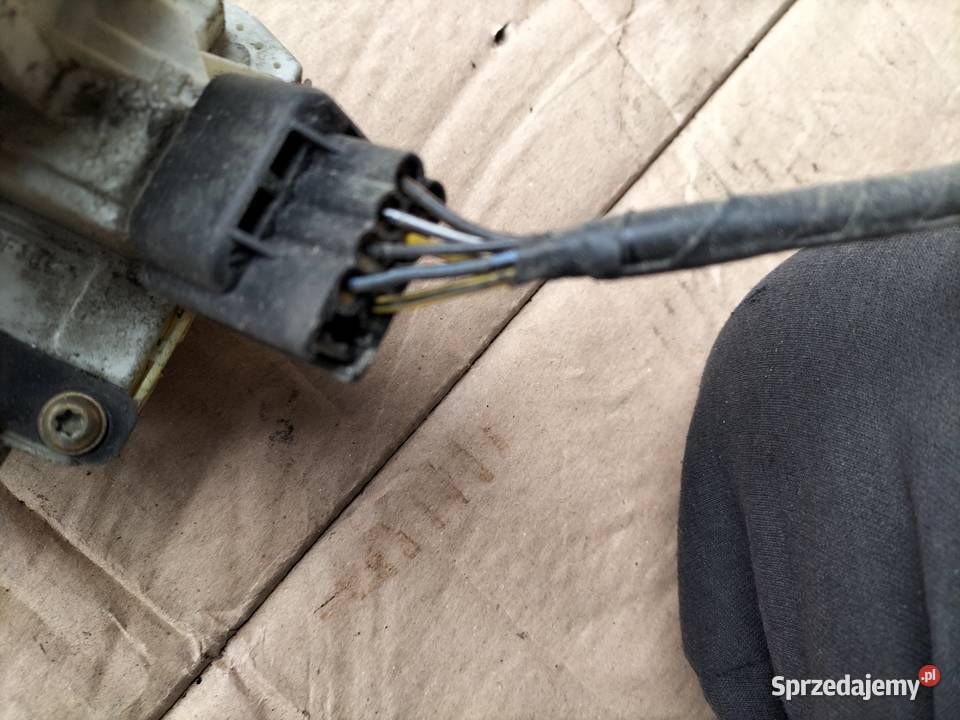 FORD MONDEO MK1 MK2 ZAMEK RĄCZKA DRZWI PRAWY Kamień-Kolonia