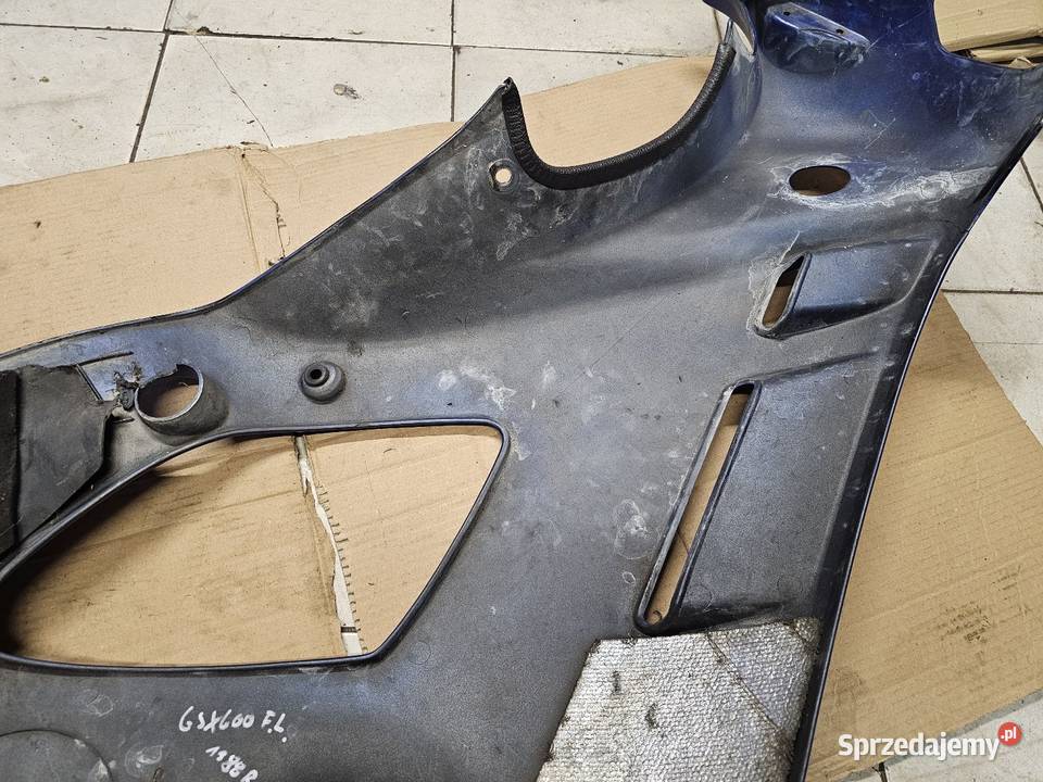 Suzuki GSXF 600 owiewka plastik boczek gsx 600 F