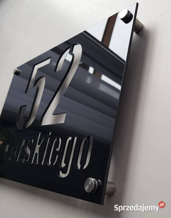 Numer domu ulica czarna tabliczka Częstochowa