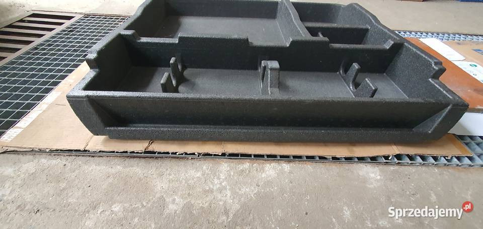 VW Tiguan 2014r Lift styropian wkładka bagażnika osobowe śląskie Jaworzno