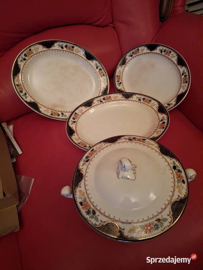 Serwis na środek waza i trzy półmiski Porcelana i szkło Mińsk Mazowiecki