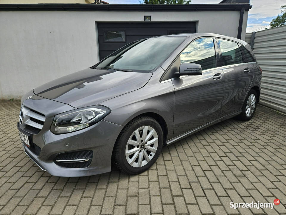 Mercedes B 180 16 122 benzyna AUTOMAT niski garażowany