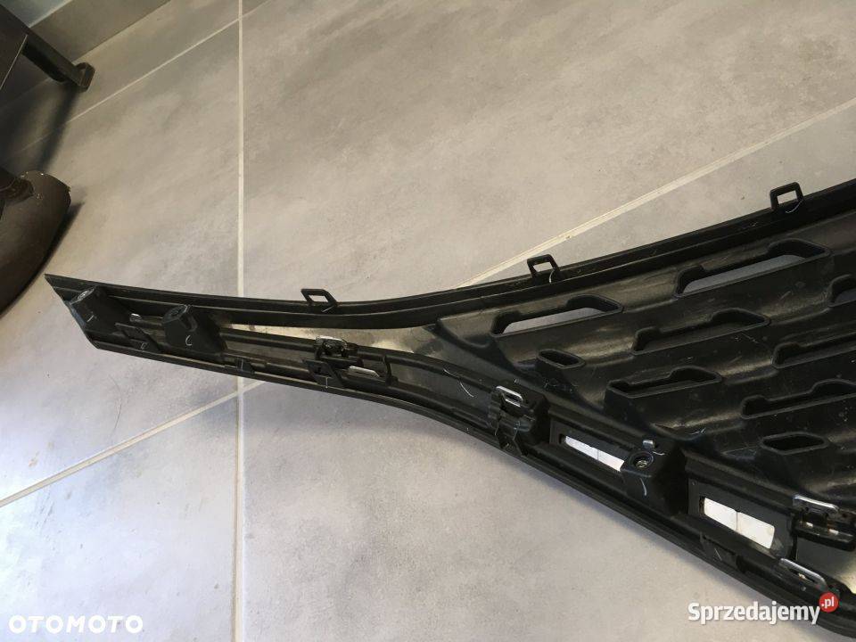SUZUKI BALENO 2016 ATRAPA GRIL ORYGINAŁ NOWY Atrapy Motycz