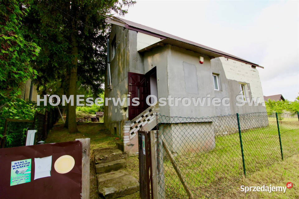 sprzedaży domu wolnostojącego Ostrowiec