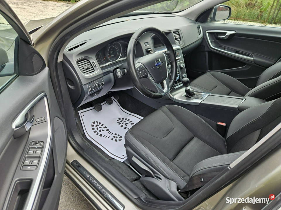 Volvo V60 20 diesel 5 cylindrów Nowy Dwumas V60 Opoczno sprzedam