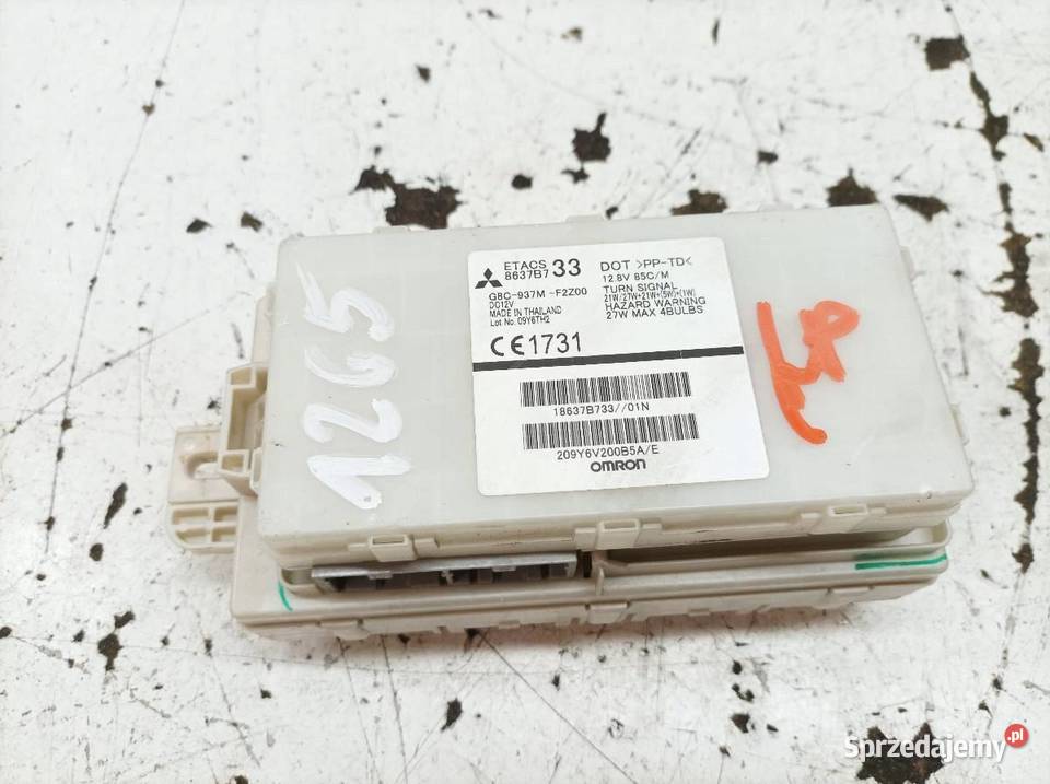 SKRZYNKA BEZPIECZNIKÓW G8C937MF2Z00 12 B