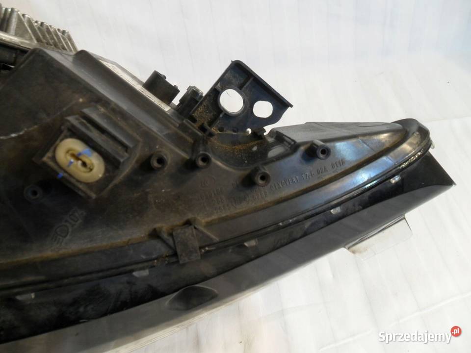 Citroen DS7 Crossback reflektor prawy przedni