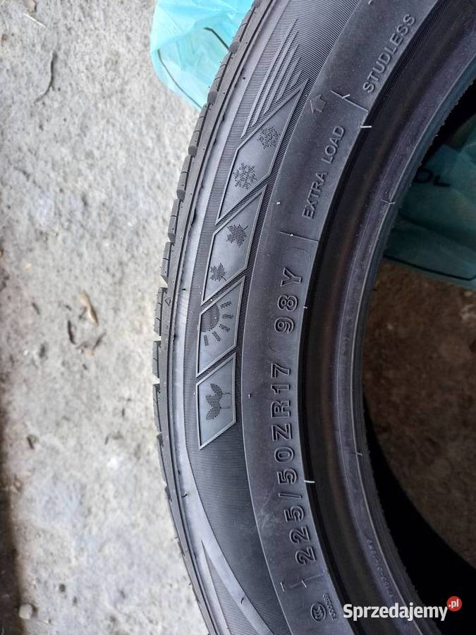 Opony całoroczne 17 z 2023 roku