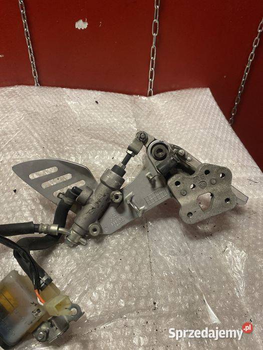 Suzuki GSXR 600 750 set zacisk hamulcowy pompa Poznań