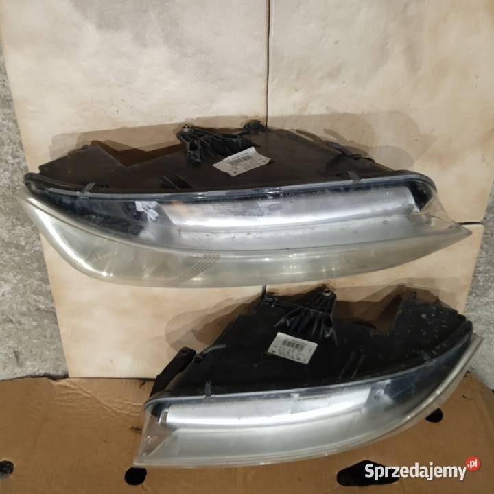 VW passat B5 flreflektory orginalne lewo prawy Lampy przednie Kamieniec Wrocławski sprzedam