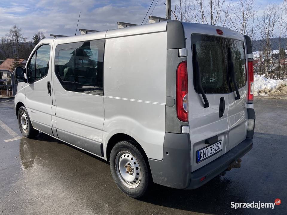 Renault trafic passenger 20dci L1H1 6 osobowy Pyzówka