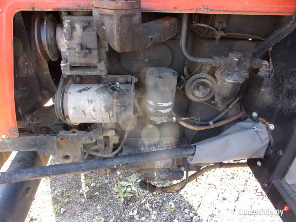 Ciągnik rolniczy URSUS C330M z zamontowanym Opoczno