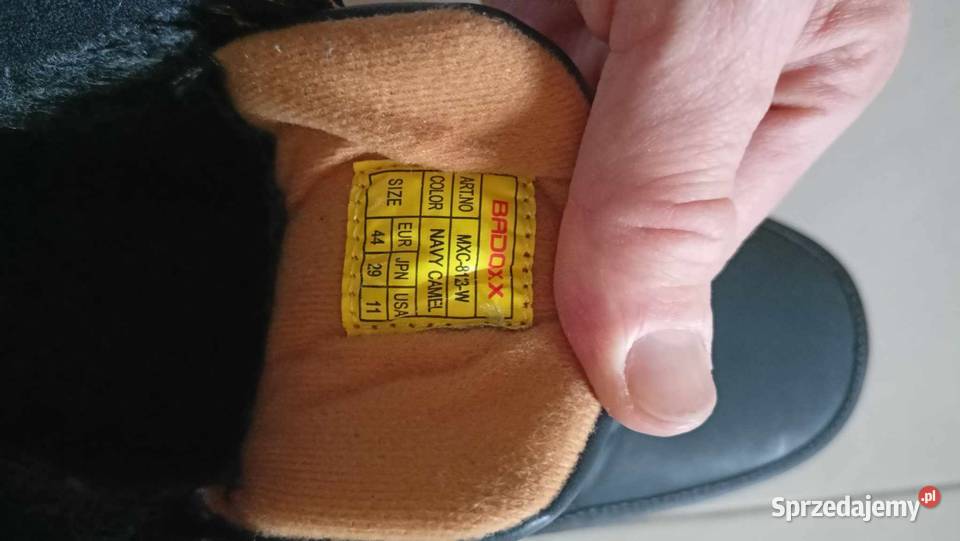Buty Botki męskieOCIEPLANE zimowe nowe 44 śląskie Kalna
