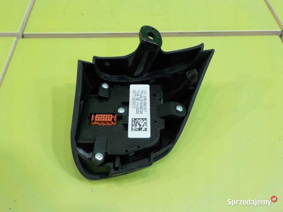 VW POLO V 6R 12 B 13r 5D przelacznik kierownicy osobowe