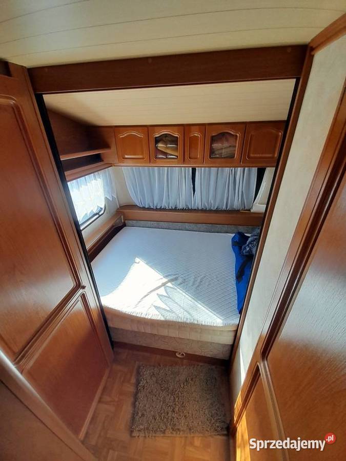 Przyczepa kempingowa z przedsionkiem łódzkie Sieradz