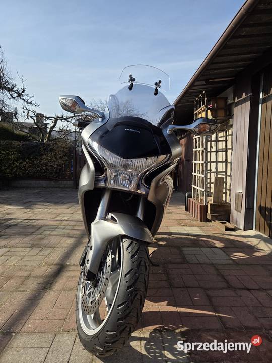 Honda vfr1200f czterosuwowy Konstantynów Łódzki