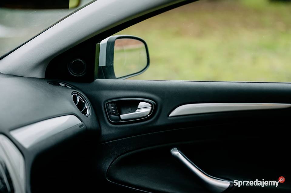 Ford Mondeo kombi MK4 2010 29 DIESEL 140 Mondeo Strzyżewice