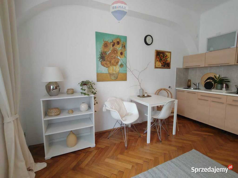 Kawalerka 100m Plant z Parkingiem Sprzedaż małopolskie Kraków