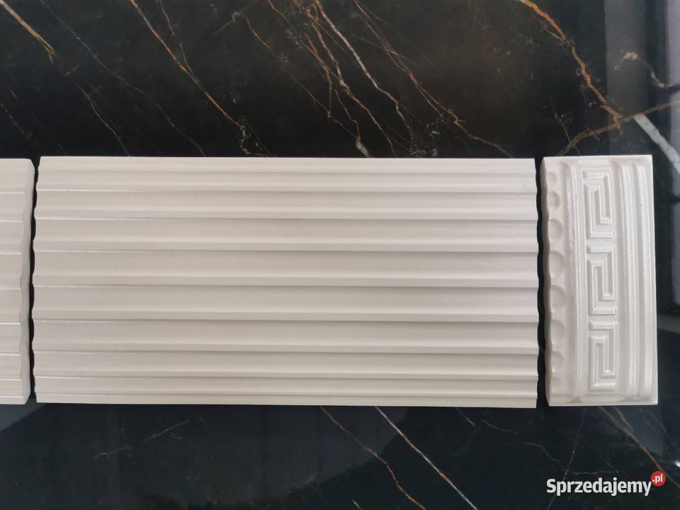 VERSACE Biała Perła Kolumna płytki ceramiczne Poskwitów sprzedam