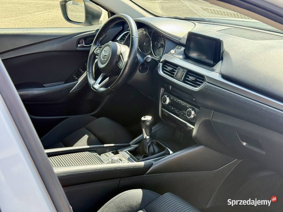 Mazda 6 20 Benzyna 2018r Biała Perła Idealna 1998cm3 6 małopolskie Kraków