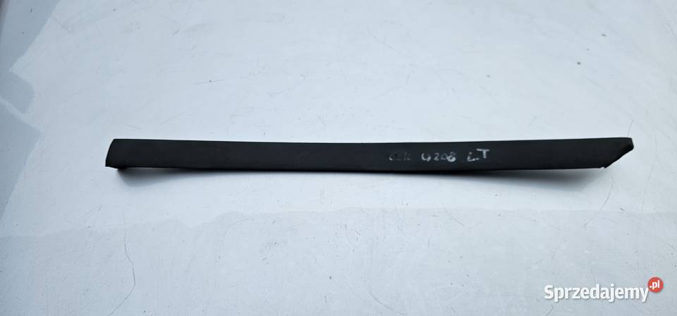 Listwa błotnika lewy tył mercedes w208 Zbąszyń