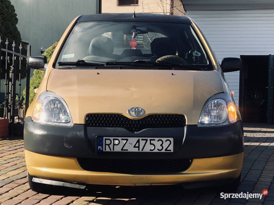 Toyota Yaris 10 VVTi 69 5drzwi Przeworsk