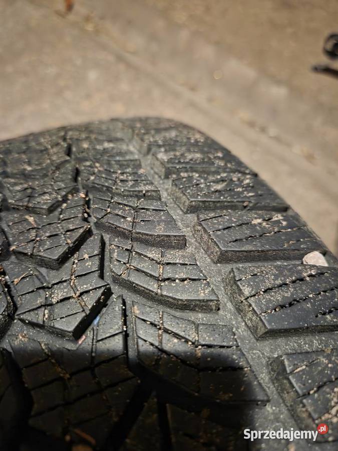 Koła zimowe audi seat vw 5x112 22545 17 et45 sprzedam