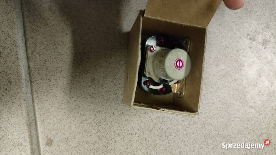 Stycznik wyłącznik elester W109MI50 27V Pozostałe