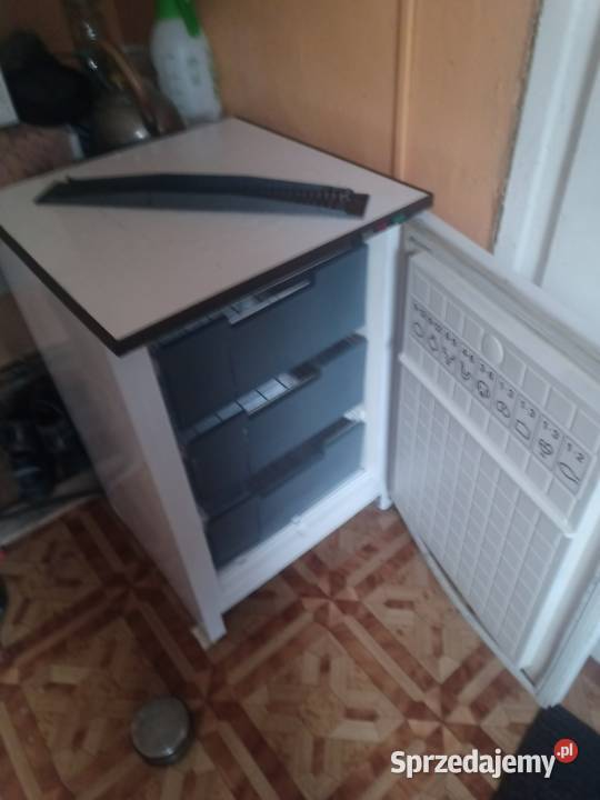 Zamrażarka 85 3 szuflady działa chłodzi Pionki sprzedam
