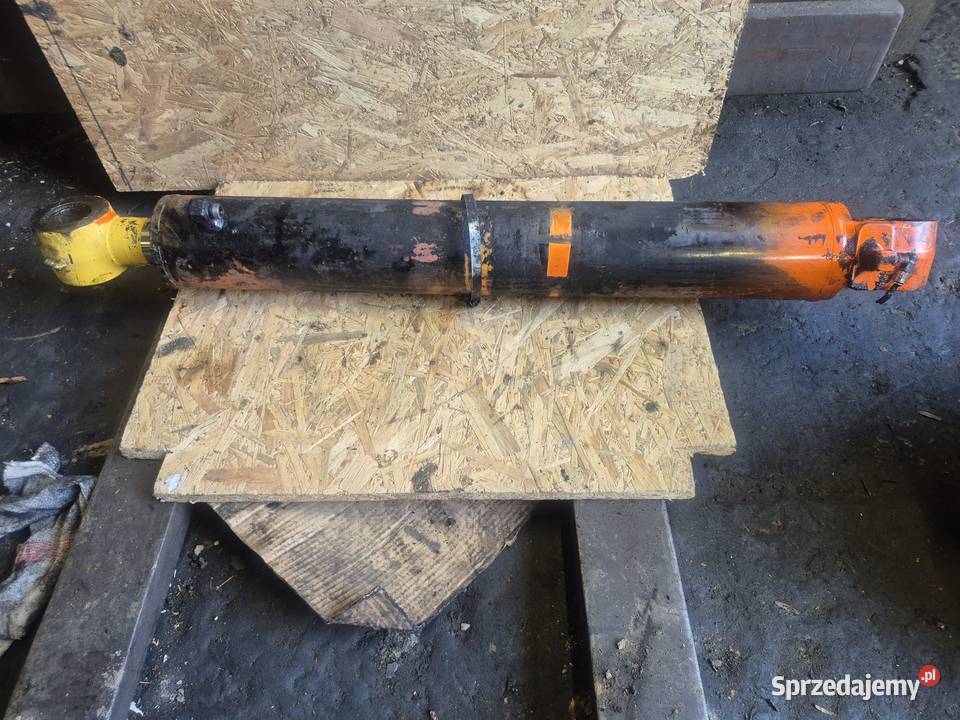 Siłownik konika obrotnicy KOMATSU PC80 MR3