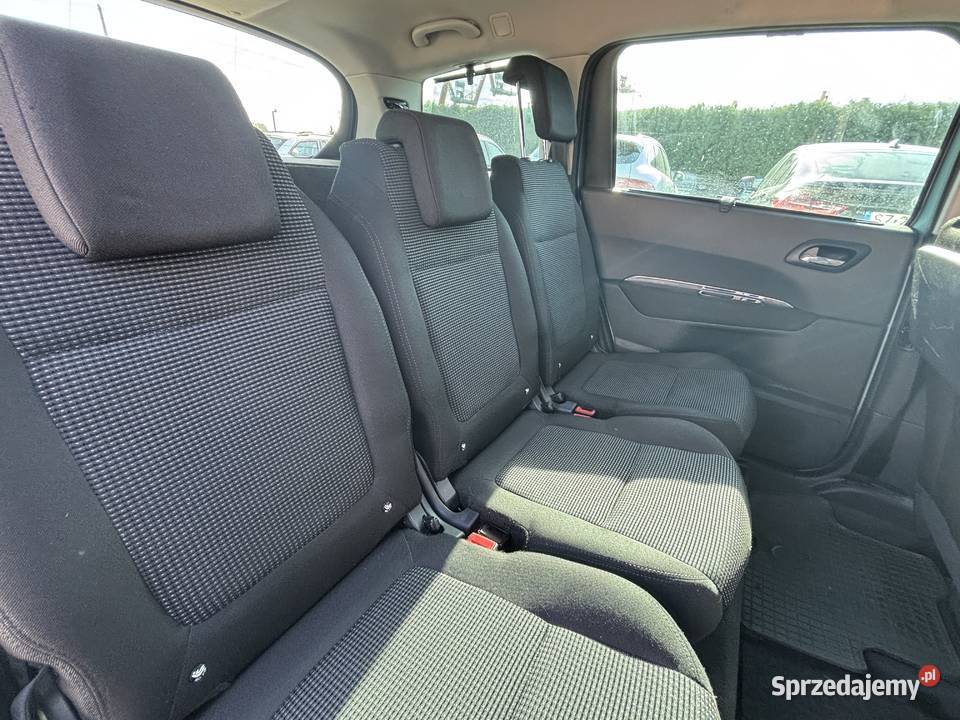 Peugeot 5008 isofix Paniówki sprzedam