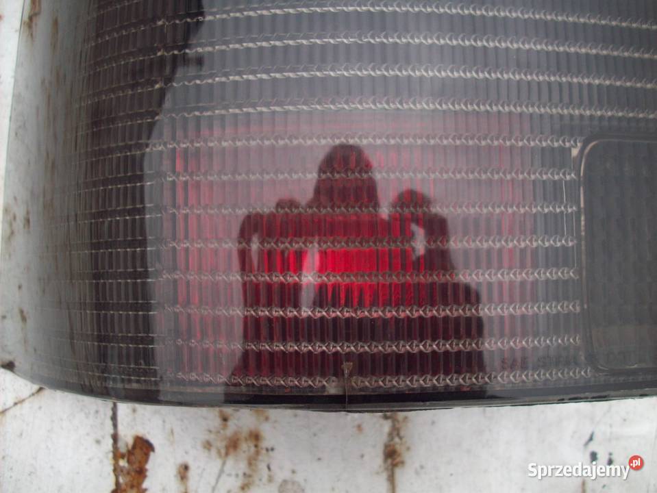 VW PASSAT B5 KOMBI lampy tył ciemne ori